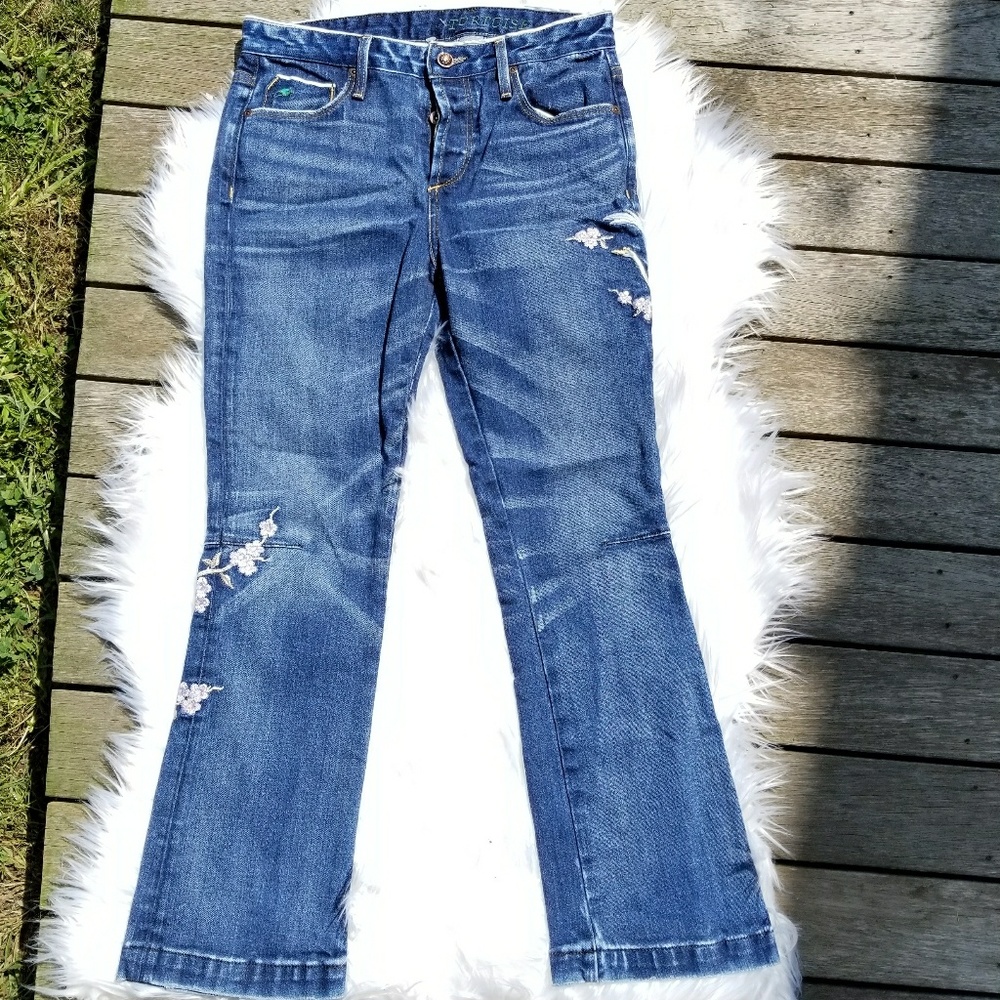 Tortoise Bellatula Crop Flare Jeans - Picture 2 of 8